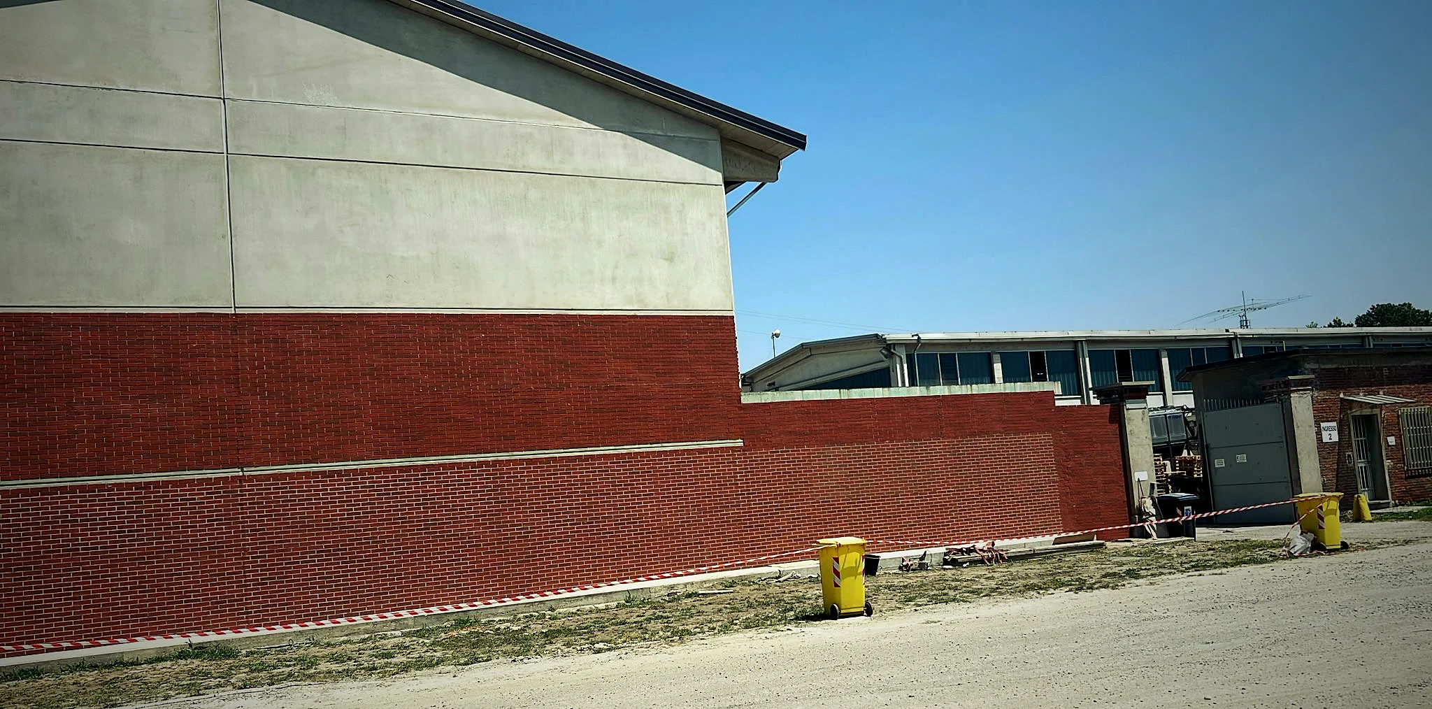 Spigolo del rivestimento risolto in cantiere