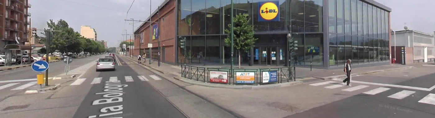Ingresso e fronte strada Lidl Via Bologna Torino completati